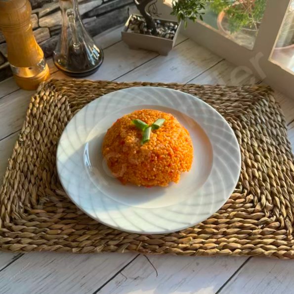 Domatesli Bulgur Pilavı