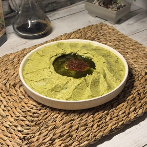 Avokadolu Humus